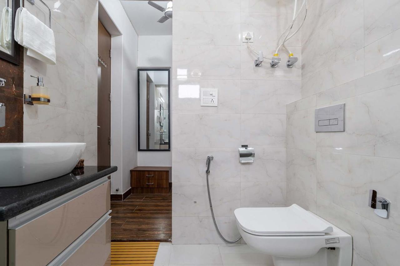 Brookvale Manor By Stayvista - Private Pool Haven With Endless Views & Indoor Fun Sohna Eksteriør bilde