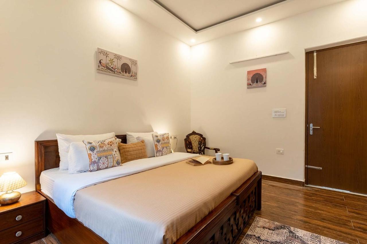Brookvale Manor By Stayvista - Private Pool Haven With Endless Views & Indoor Fun Sohna Eksteriør bilde